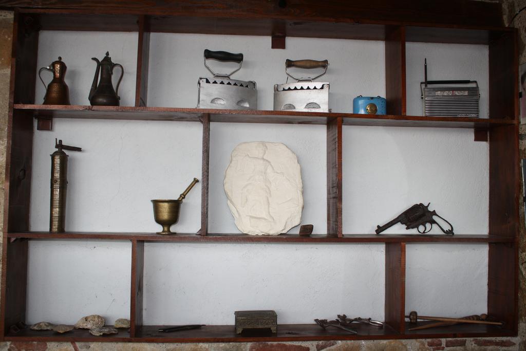 Guesthouse To Spiti Τou Gakou Nestorion Exteriör bild