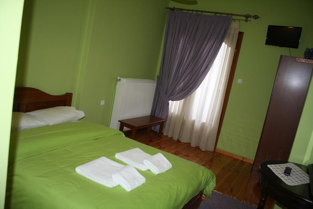 Guesthouse To Spiti Τou Gakou Nestorion Rum bild