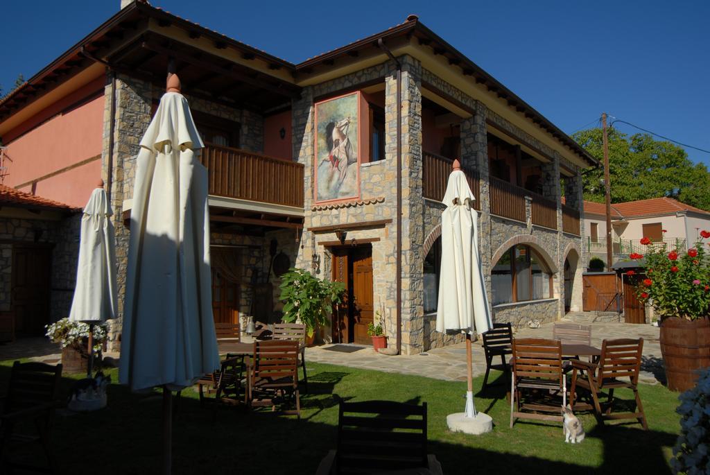 Guesthouse To Spiti Τou Gakou Nestorion Exteriör bild