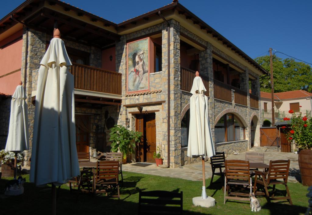 Guesthouse To Spiti Τou Gakou Nestorion Exteriör bild