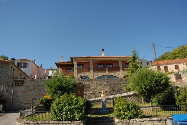 Guesthouse To Spiti Τou Gakou Nestorion Exteriör bild